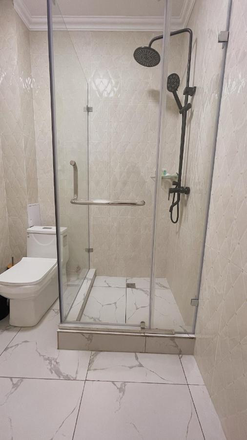 Khan Plaza Алматы Экстерьер фото